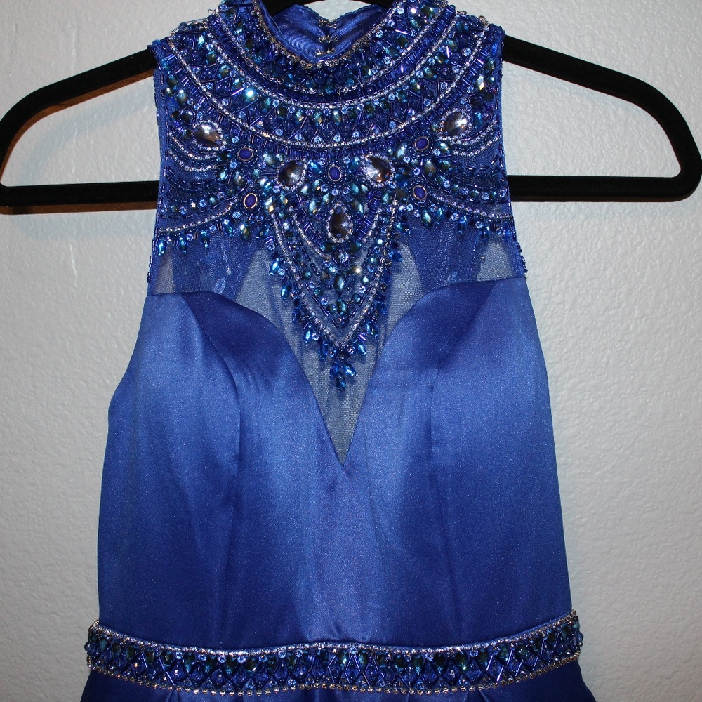 Homecoming/Prom Dress - Picture 4 of 6